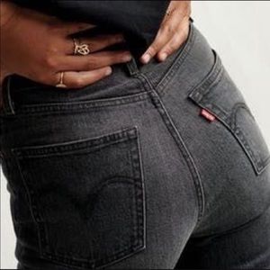 Levi’s 501 Raw hem skinny